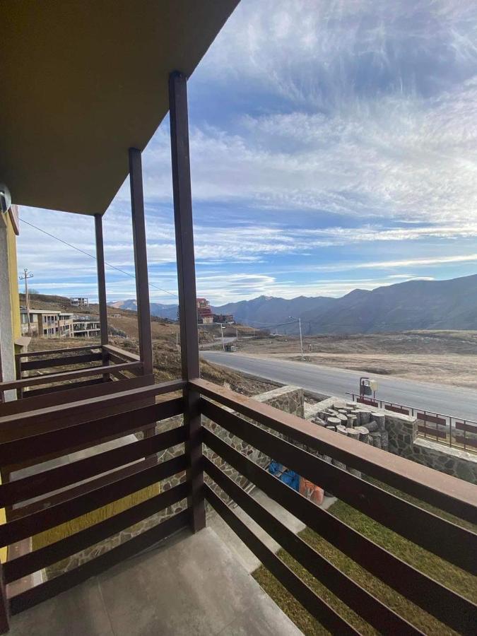 Bismillah Hotel And Restaurent Gudauri Exterior photo
